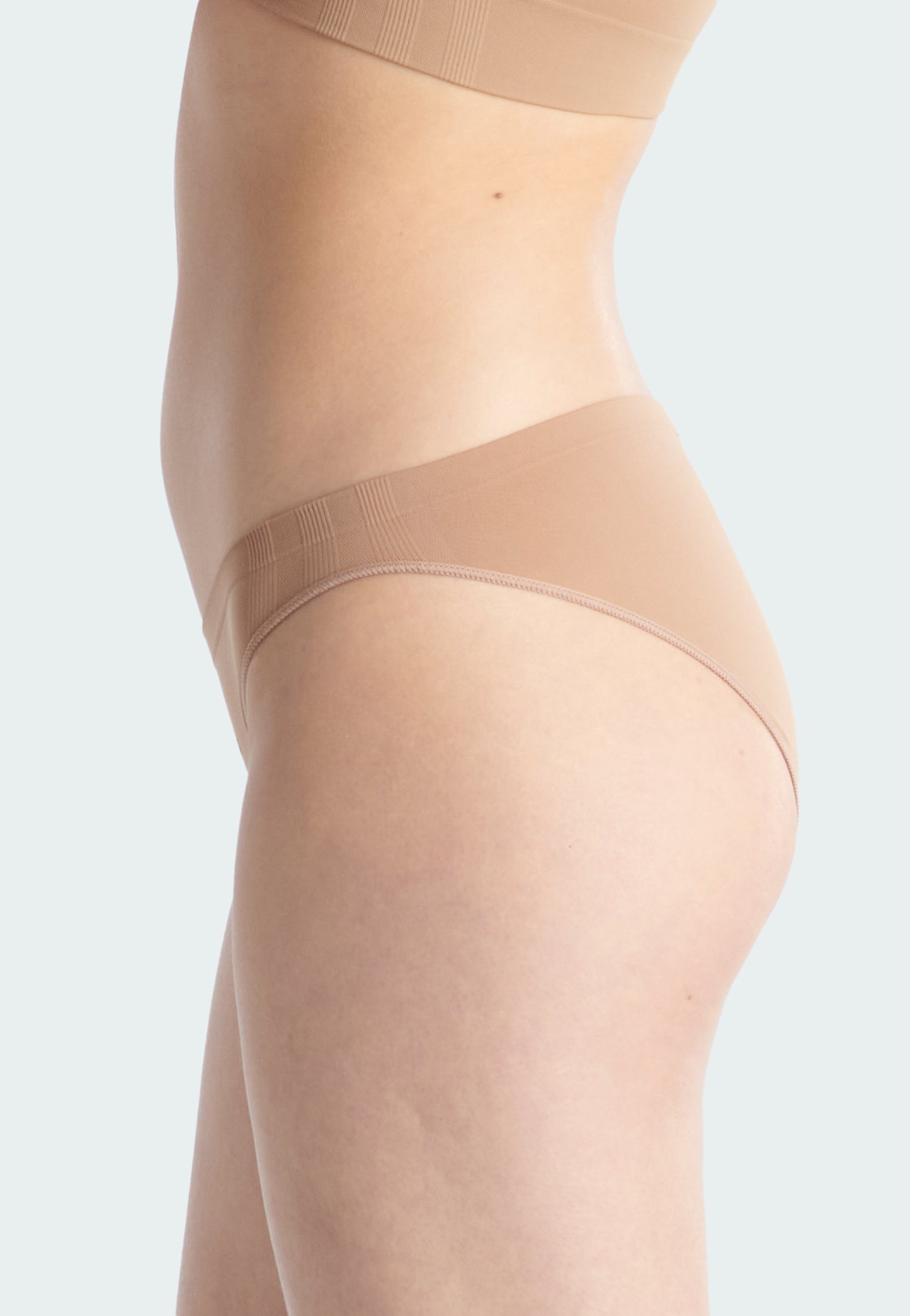 Black/Toasted almond