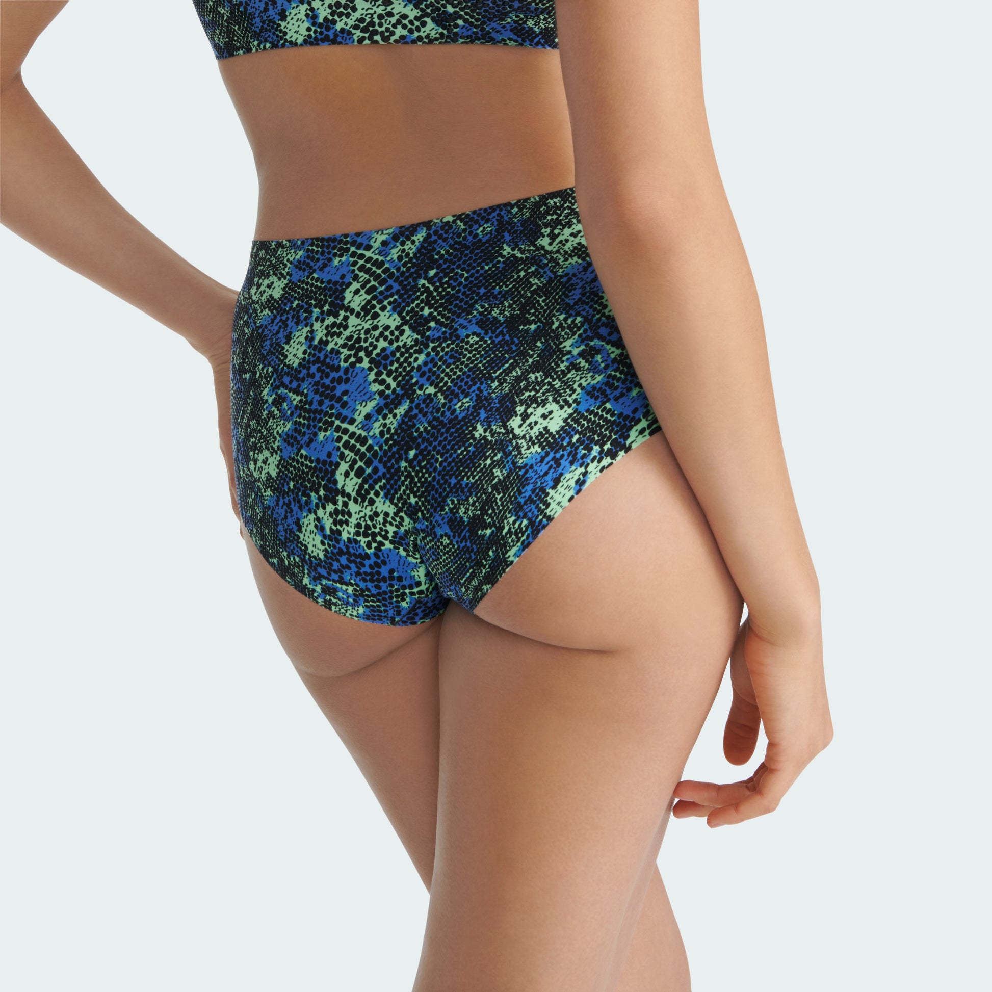 Animal Camo Blue Fusion